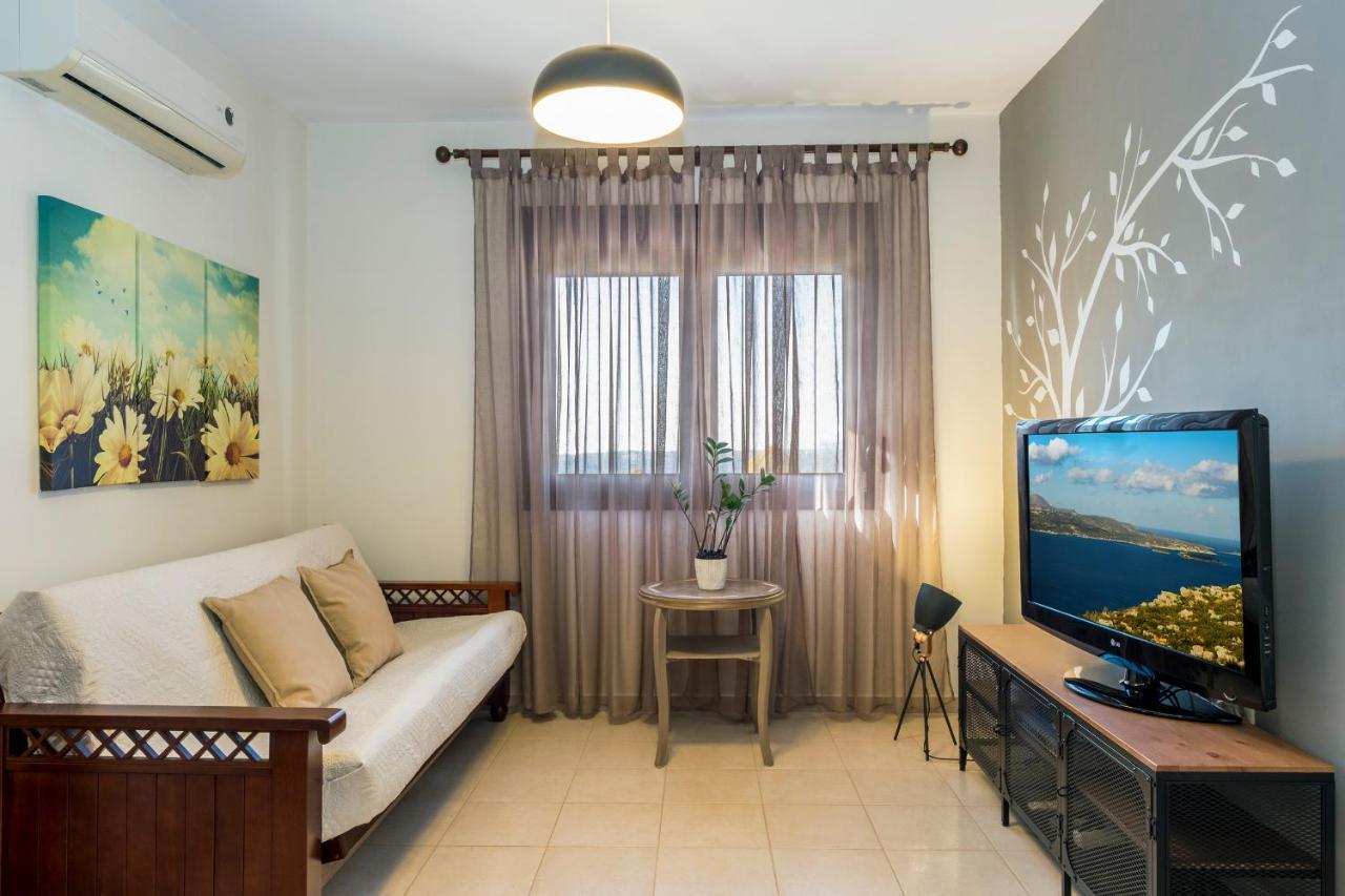מגאלה קורפיה Margarita Apt - Amazing Relaxing View מראה חיצוני תמונה