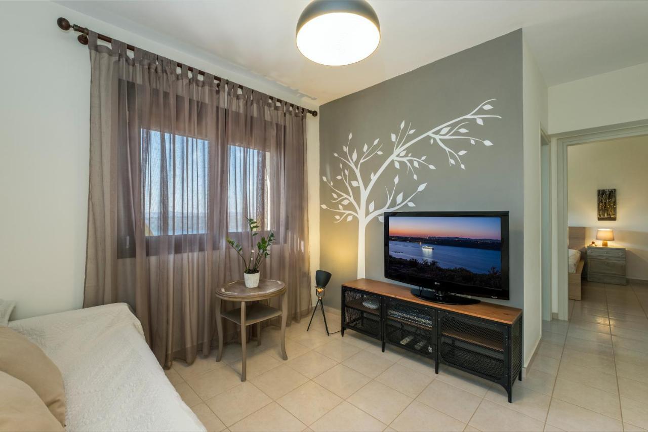 מגאלה קורפיה Margarita Apt - Amazing Relaxing View מראה חיצוני תמונה